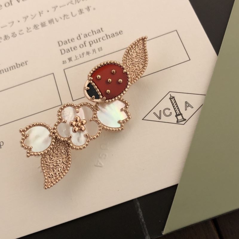 Vca Brooches